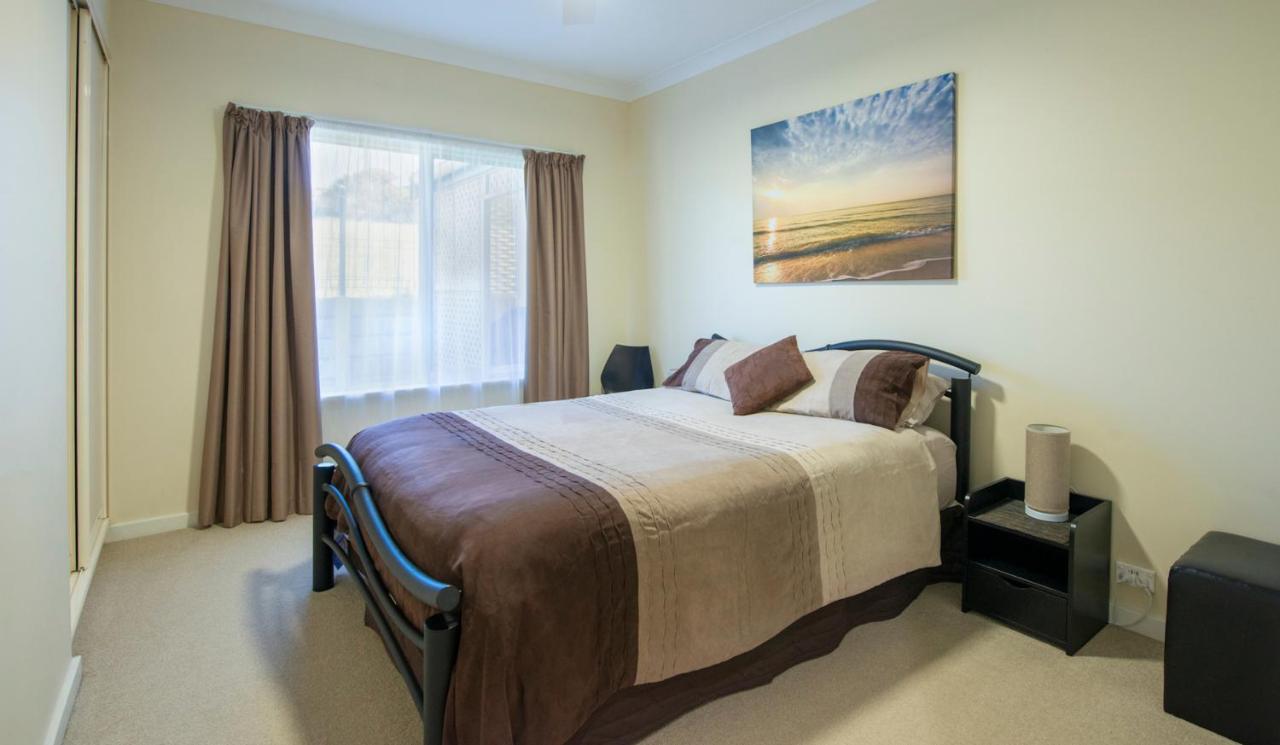Searenity Holiday Accommodation Emu Bay Exterior photo